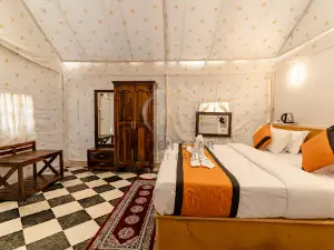 Golden Star Desert Camp