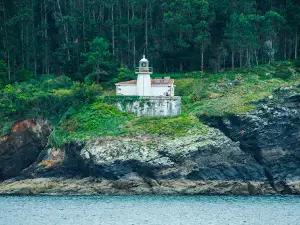 Faro de Punta Candieira