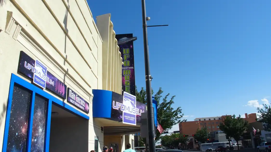Hotels near International UFO Museum and Research Center and Gift Shop