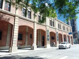 Mercado De Los Carruajes
