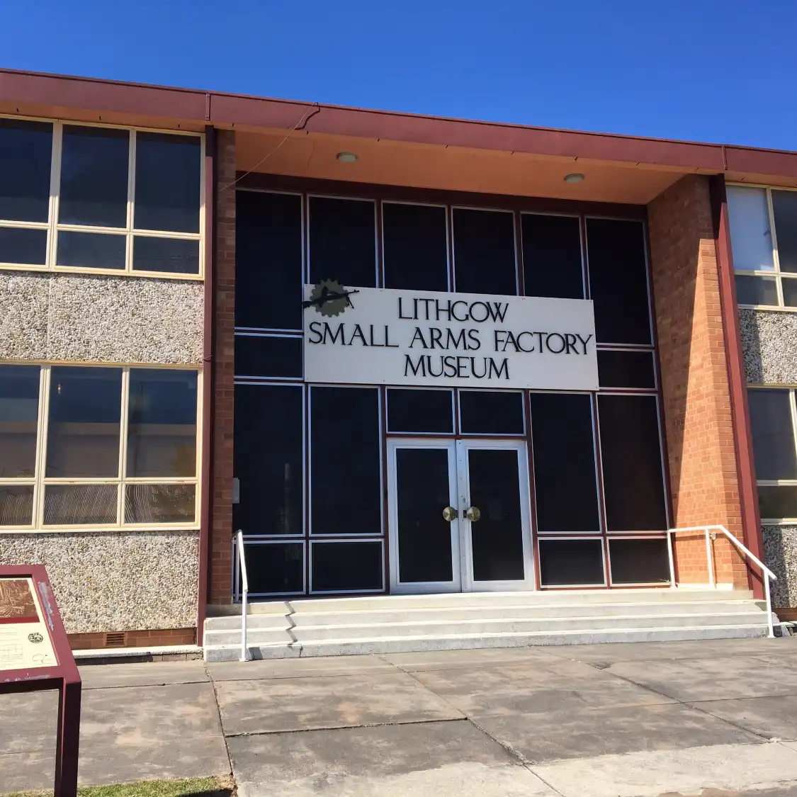 Hotels near Lithgow Small Arms Factory Museum