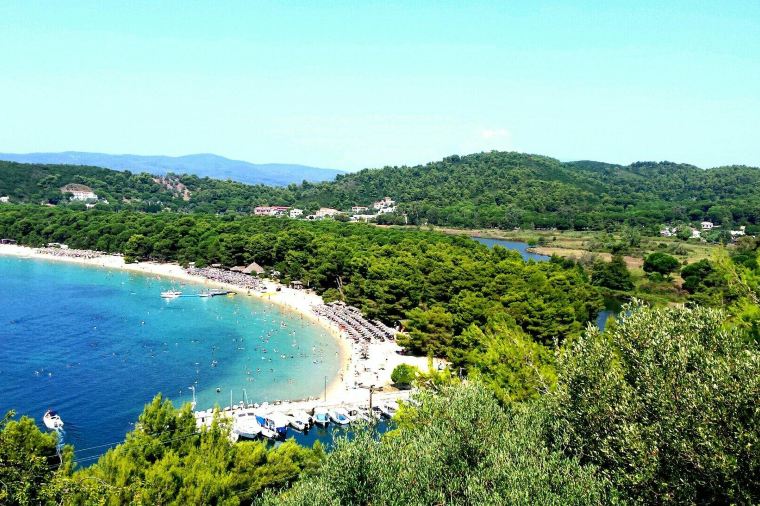21. Skiathos – เกาะชายหาดกว่า 60 แห่ง