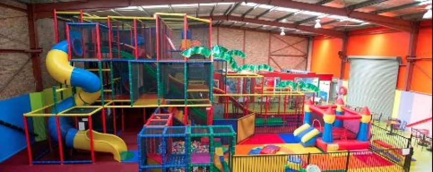LITTLE VILLAGE PLAY