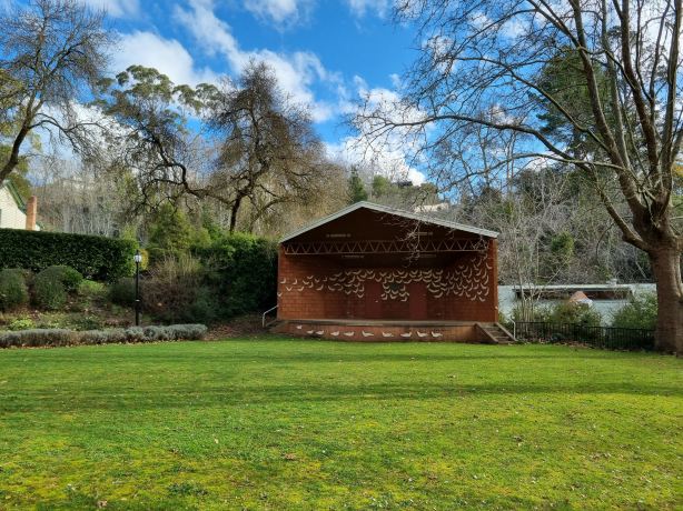 Hepburn Mineral Springs Reserve