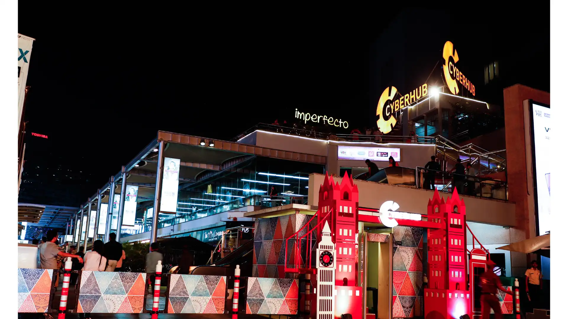 Hoteles cerca de Cyber Hub