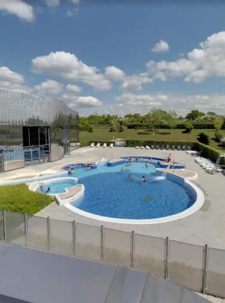 Hotels near Balneor