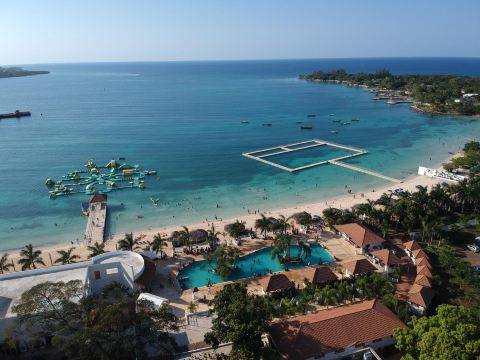Dolphin Cove Puerto Seco Beach