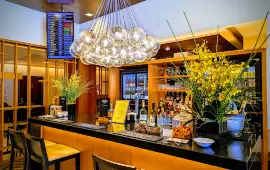 Singapore Airlines SilverKris Lounge