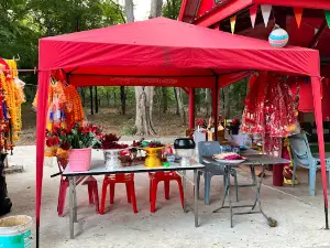 Wat Khao Chai Thong Wanaram