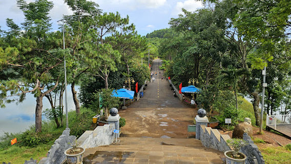 Biển Hồ Pleiku