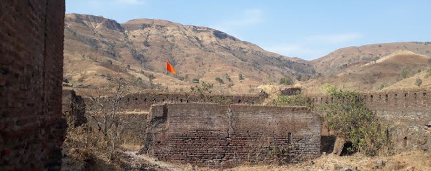 Akrani Mahal Fort, (MH)