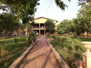 Lake View Rest House