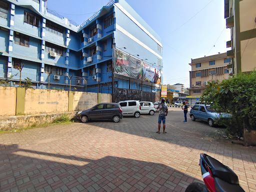 Z Square Multiplex