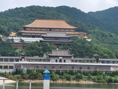 Haicheng Dabei Temple