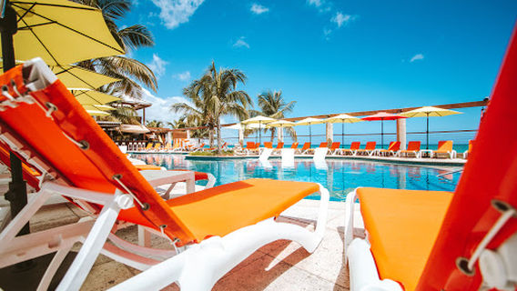Vivo Beach Club