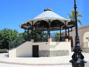 Playa Todos Santos B.C.S.
