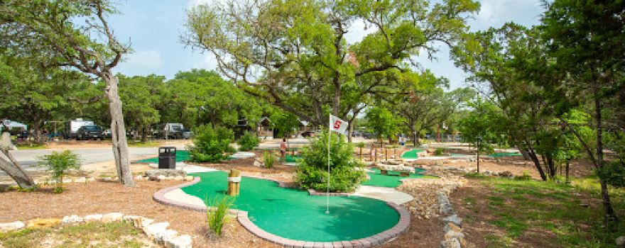 Jellystone Park™ Hill Country