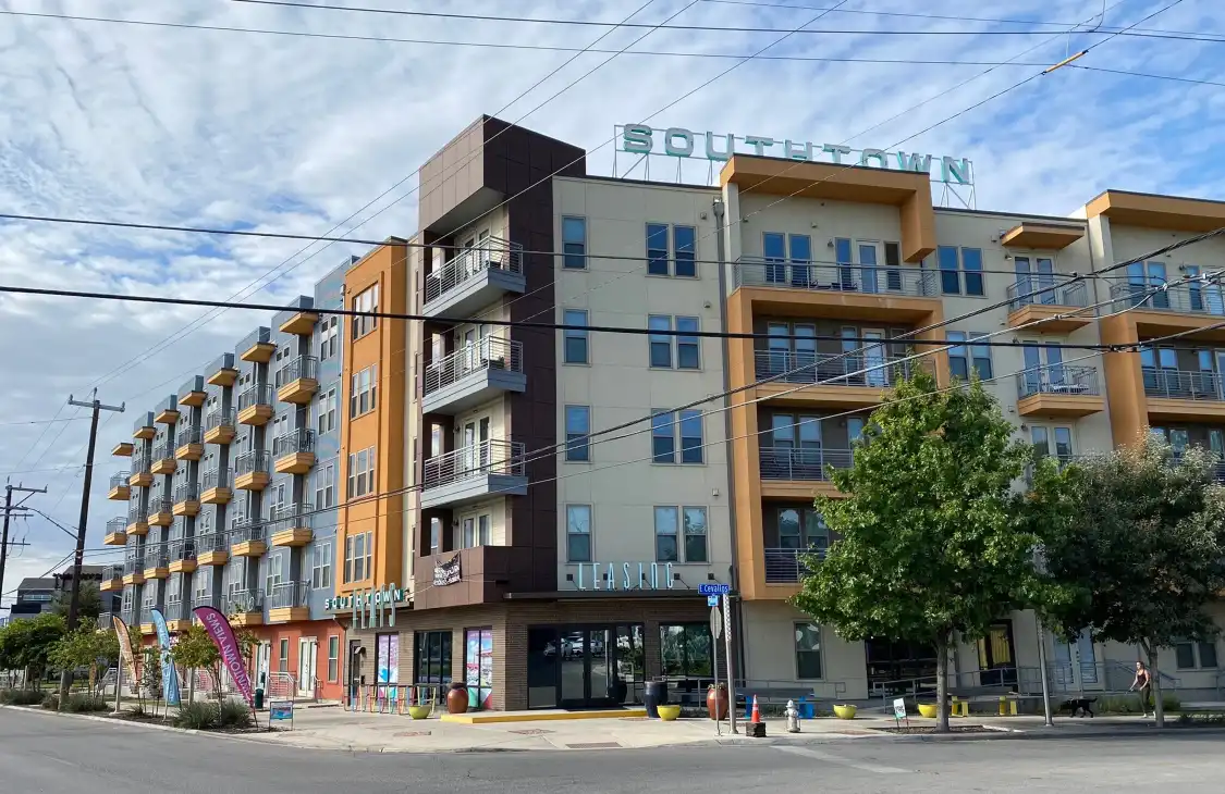 사우스타운 주변 호텔