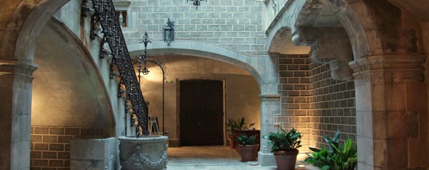 Palau Solterra Museum