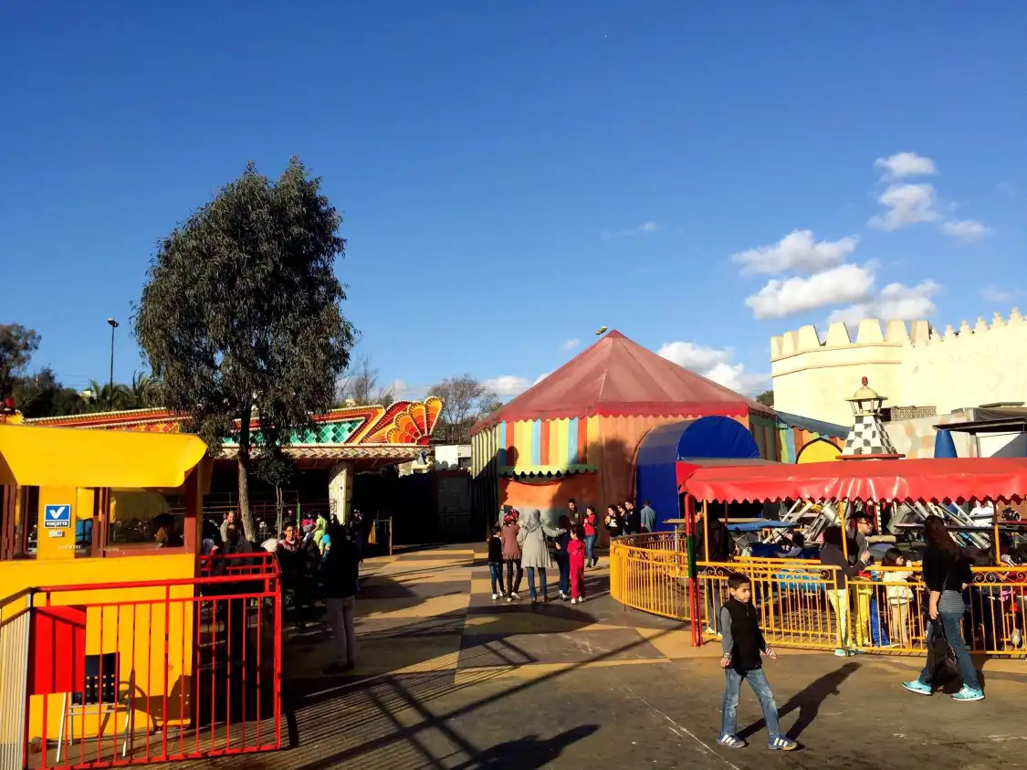 Hotels near Magic Park