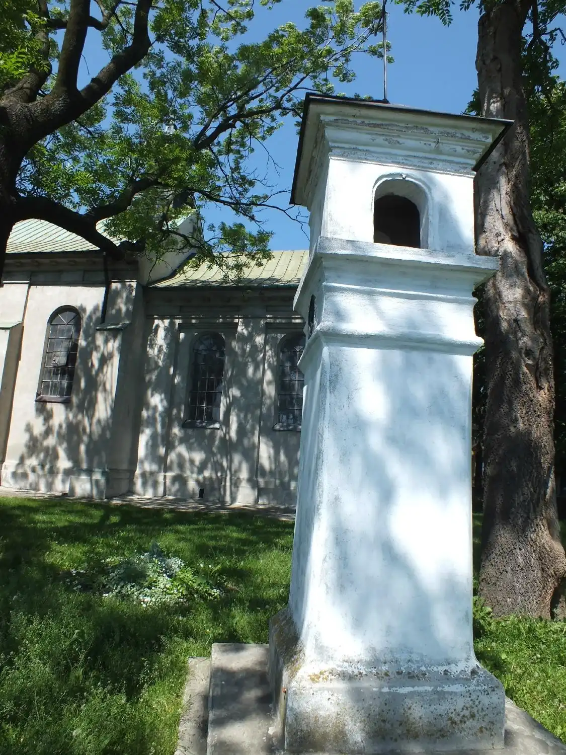 Hotels near Church of St. Michael