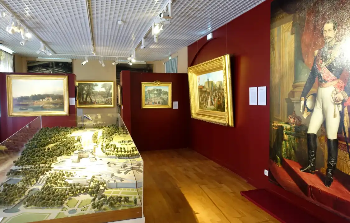 Hotels near Municipal Museum of Saint-Cloud