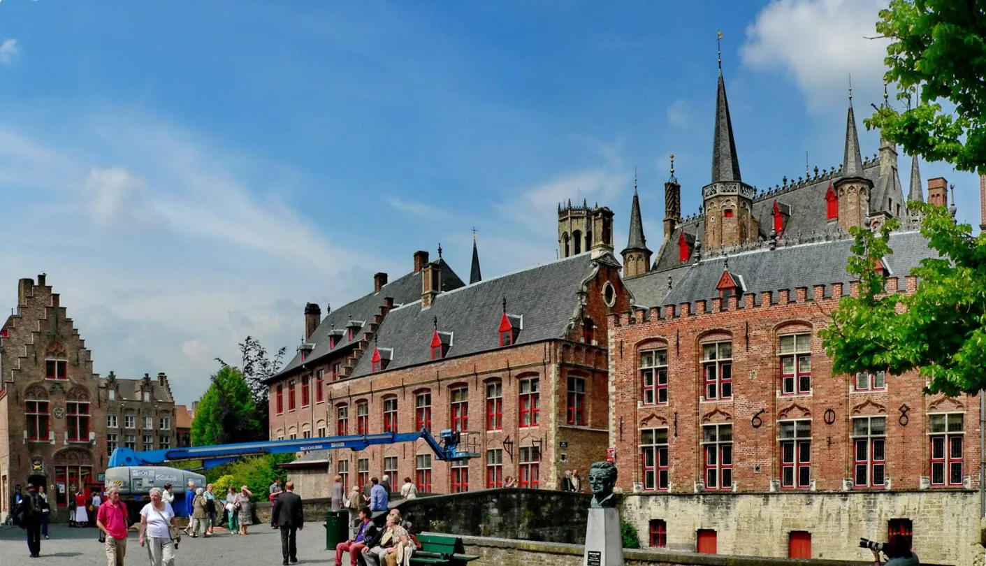 3_Huidenvettersplein