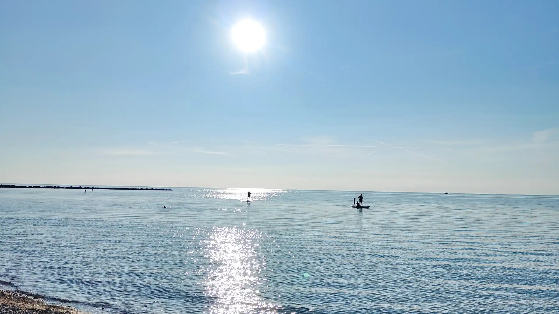 Hotels near Goderich Main Beach