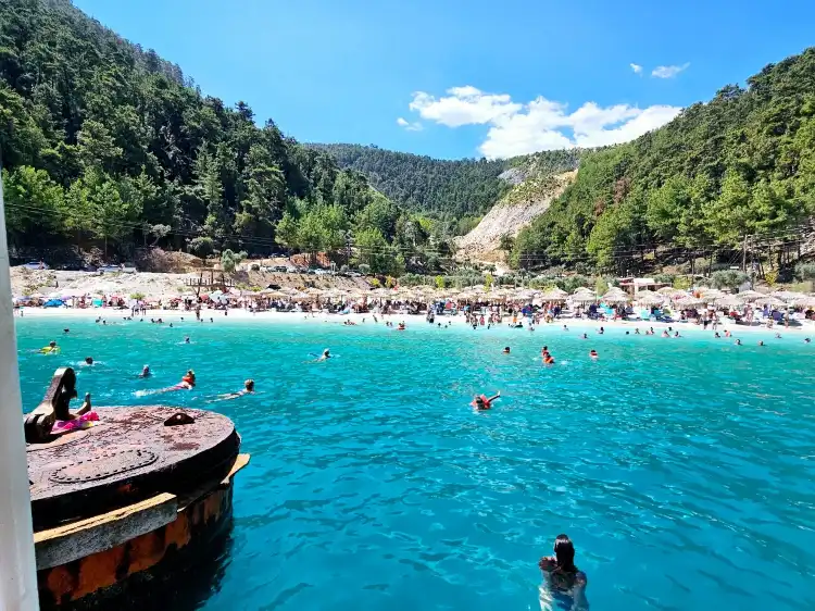 Hotels near Marble beach