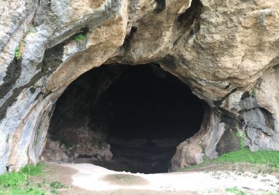 Hazar Merd Cave