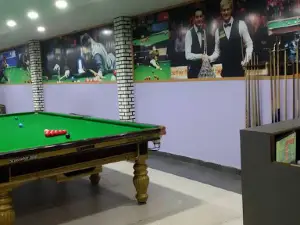 Snooky Dooky Snooker Pool
