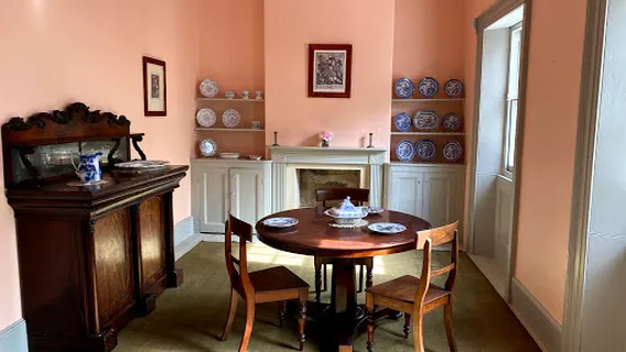 No 10 Quality Row House Museum