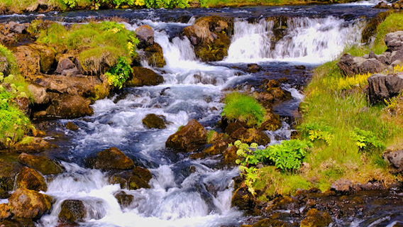 Fossálar Waterfall
