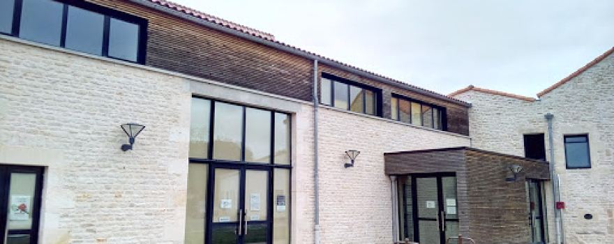 Library De Prahecq