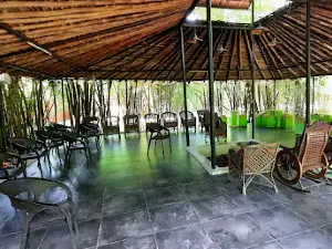 kanha Treasure Resort