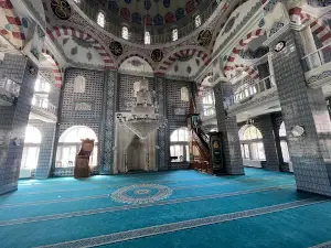 Merkez Cami