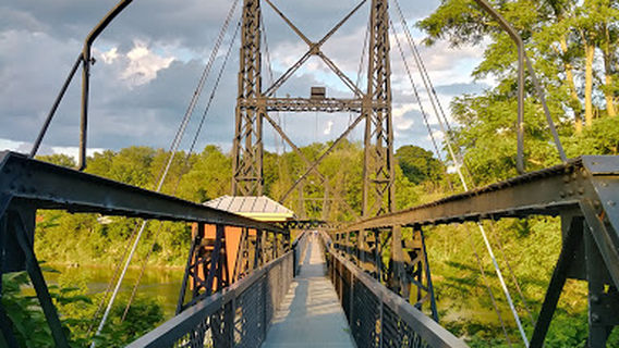 Castonguay Square - The Commons
