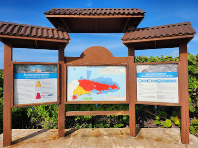 Puerto Ferro Lighthouse