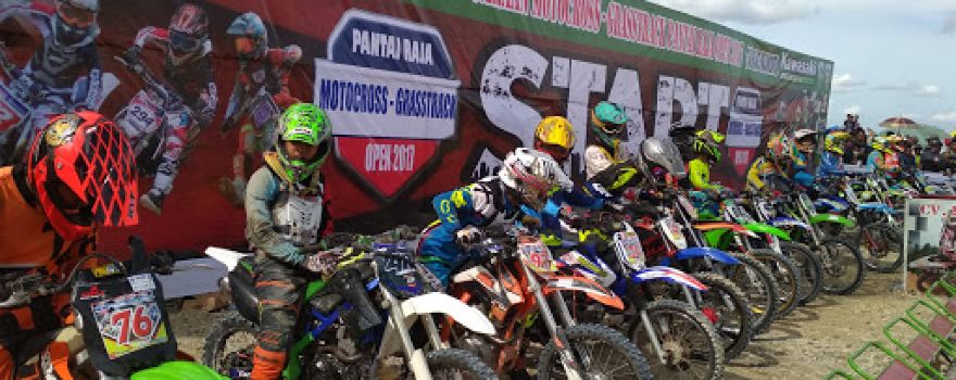 Lapangan Motor Kros