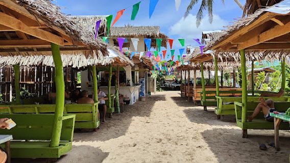 Daku Island Beach