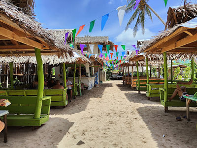 Daku Island Beach