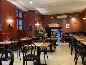 Cafe de la Comedie