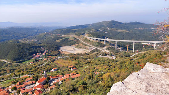 Črni Kal Castle of San Sergio