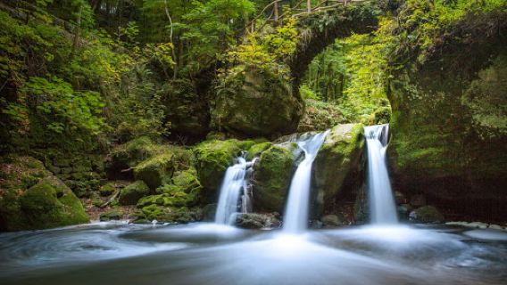Schiessentümpel/ Schéissendëmpel Waterfall