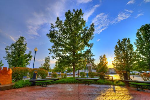 Douglas County Libraries - Philip & Jerry Miller Library