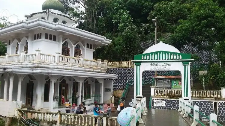 Hotel dekat Lapangan RAJAWALI 89