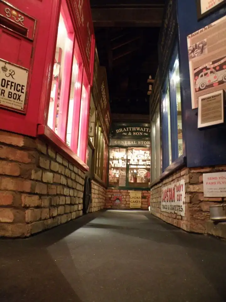 Hotels near Home Front Museum
