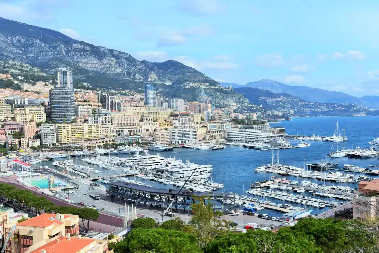 Hotels near Place de la Cremaillere