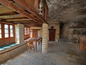 Holy Kipinas Monastery