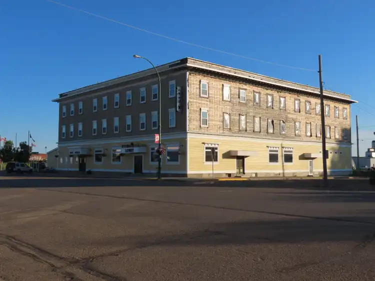 Hotels in Shaunavon